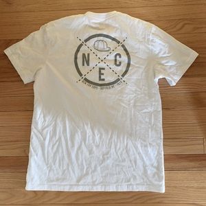 New Era NEC 1920 Buffalo NY Men’s Medium White Graphic T-Shirt